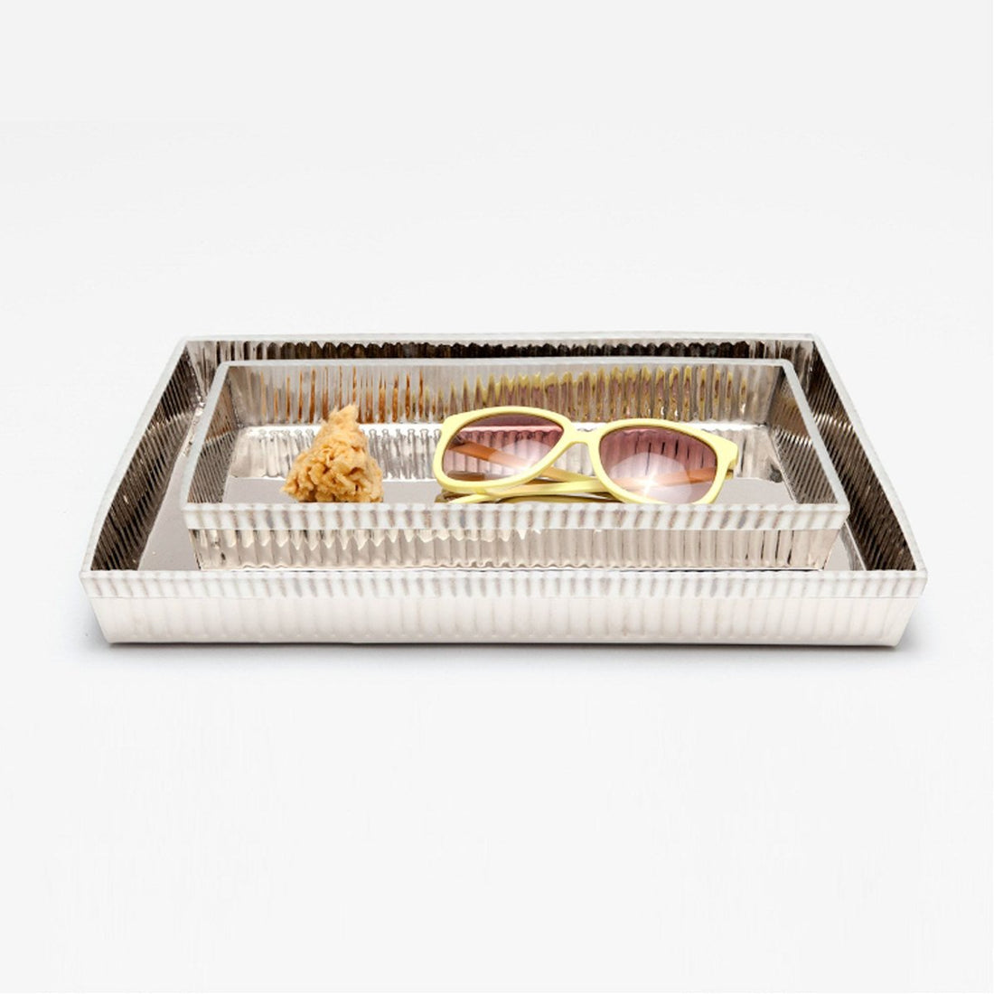 Pigeon and Poodle Redon Rectangular Tray - Tapered, 2-Piece Set