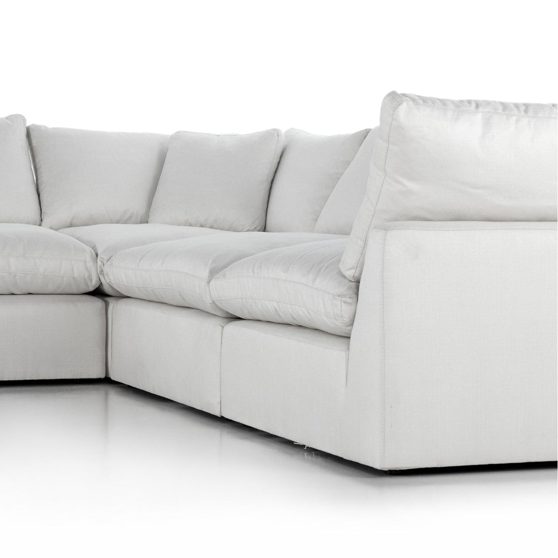 Four Hands Centrale Stevie 5-Piece Ivory Sectional with Ottoman