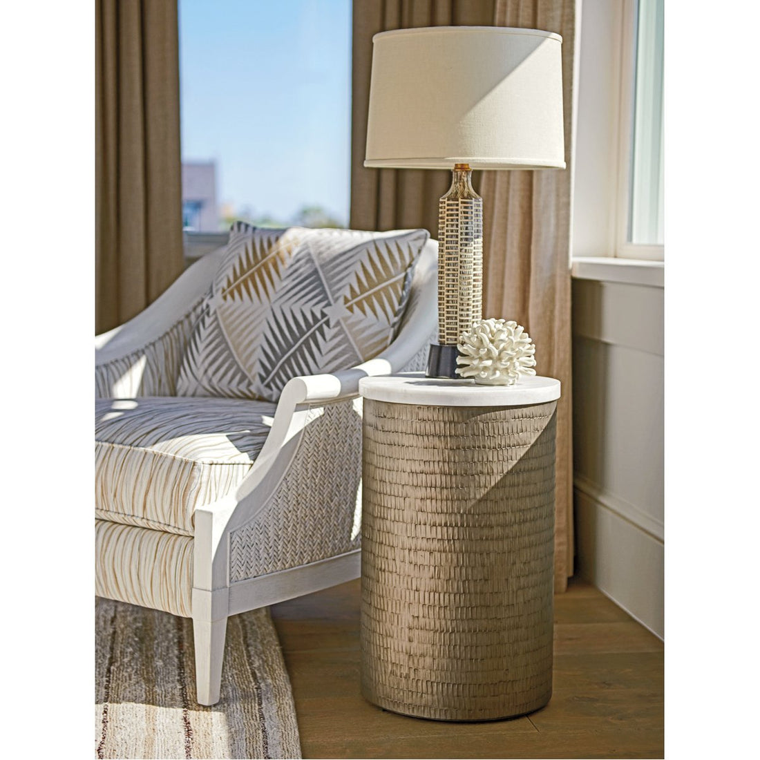 Tommy Bahama Ocean Breeze Turnberry Round Chairside Table