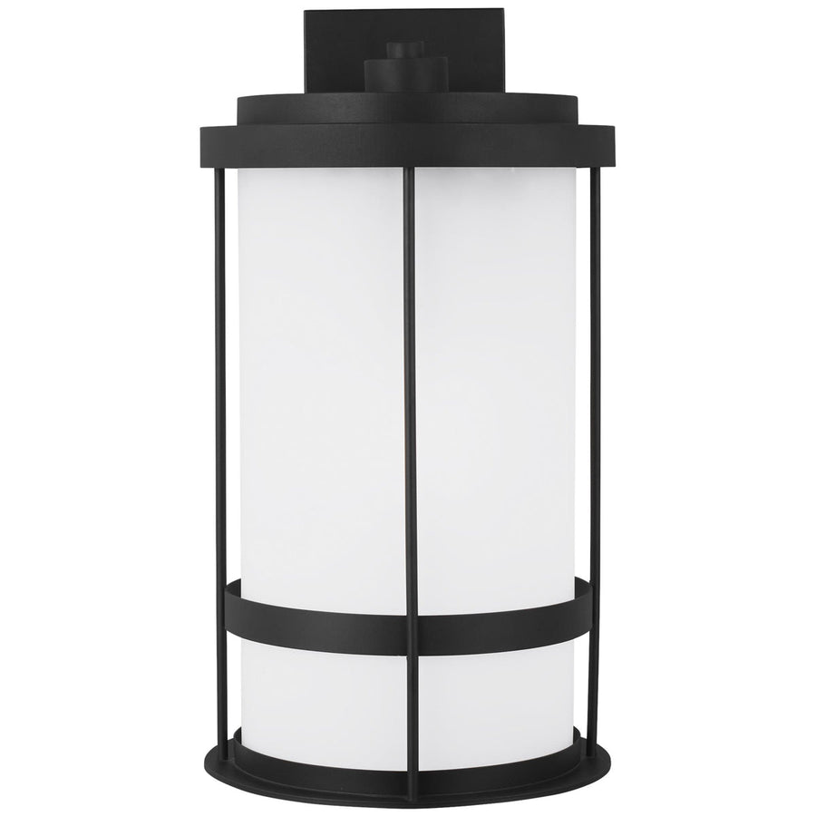 Sea Gull Lighting Wilburn Extra Large 1-Light Wall Lantern with Bulb