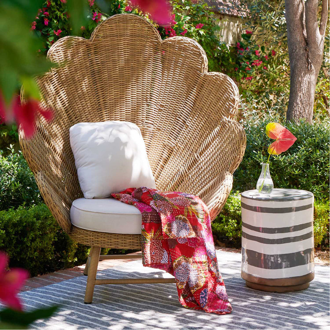 Peacock outlet garden chair