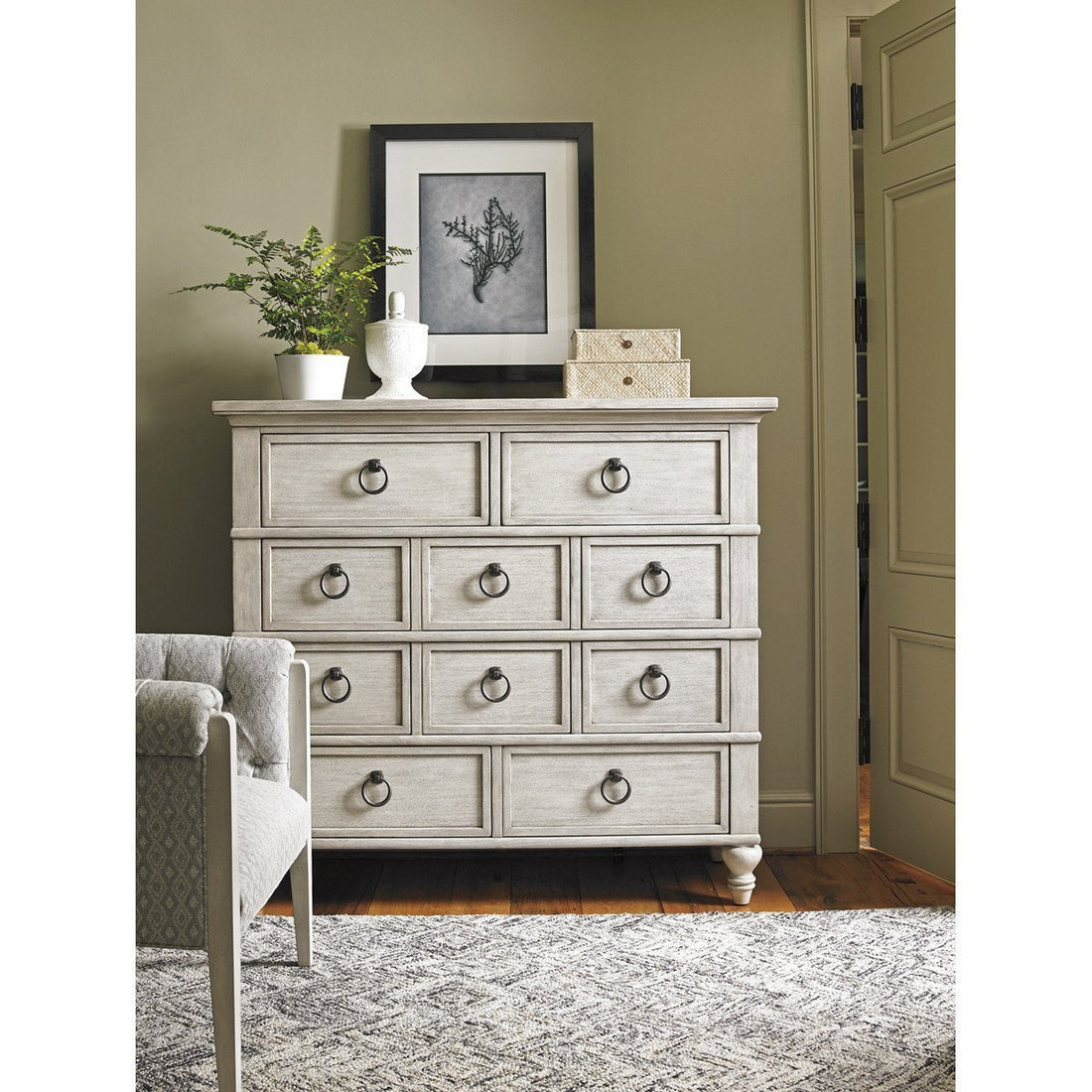 Lexington Oyster Bay Fall River Drawer Chest