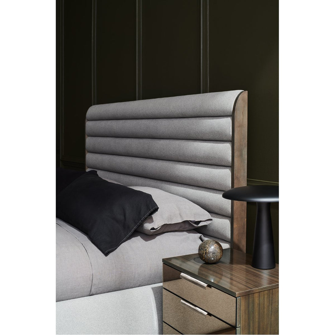Caracole La Moda Upholstered Panel Bed