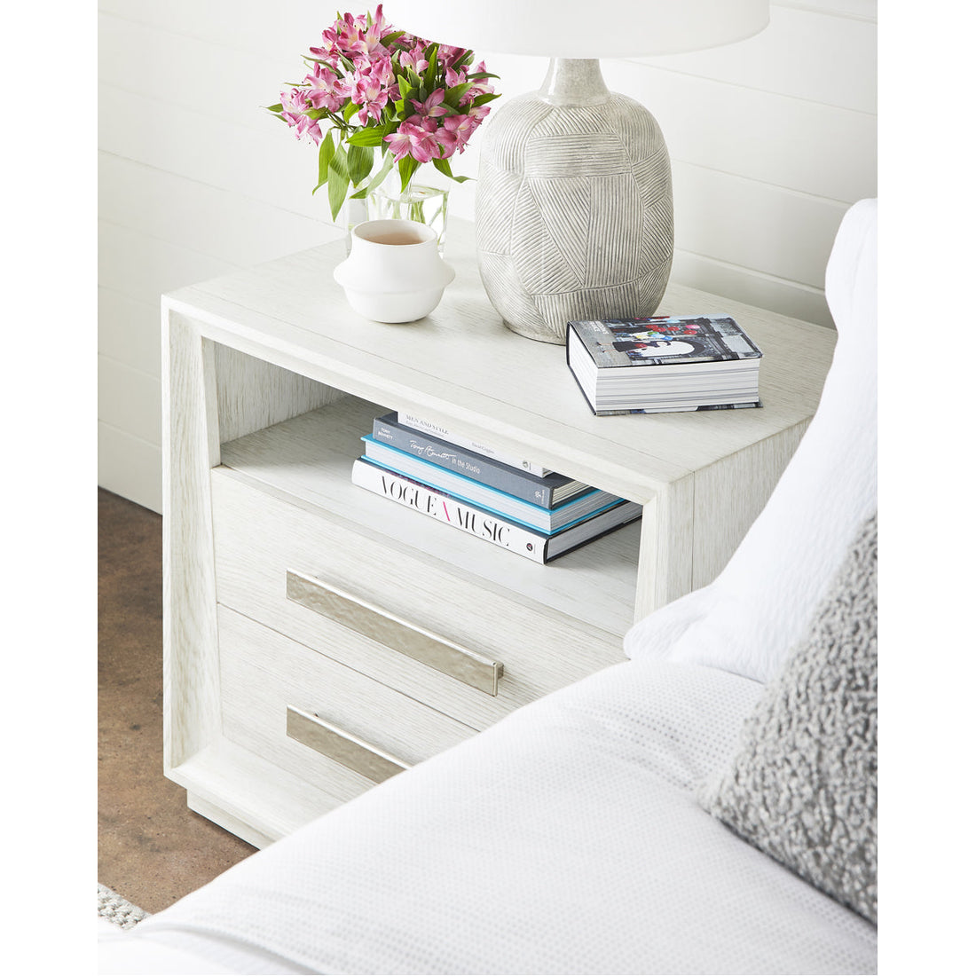 Vanguard Furniture Ridge Medium Nightstand in Cascade